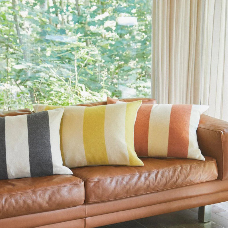 Pude: The Sweater - Orange