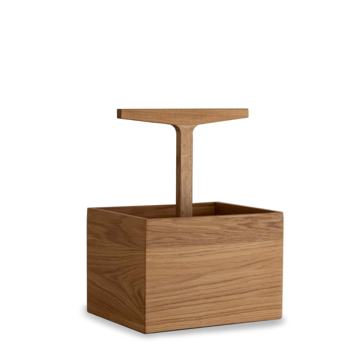 TOOLBOX High opbevaringskasse i olieret eg fra Ro Collection, forfra