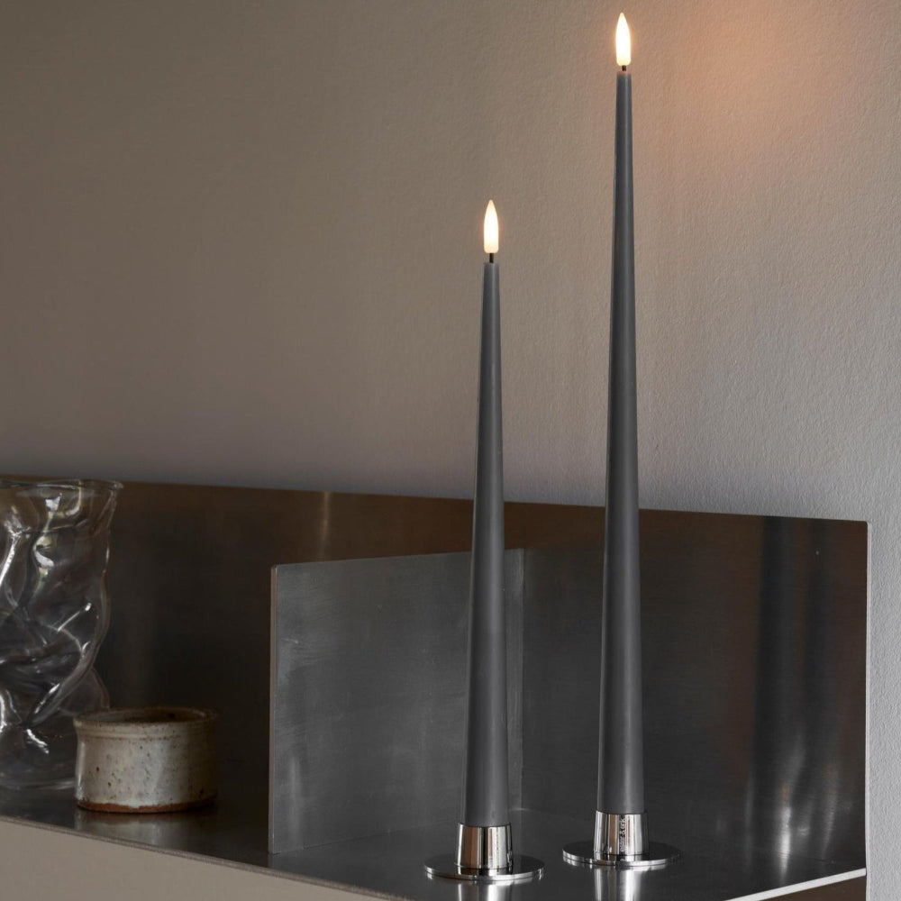 Lysestager 2-pak medium blank silver fra ester & erik med LED lys